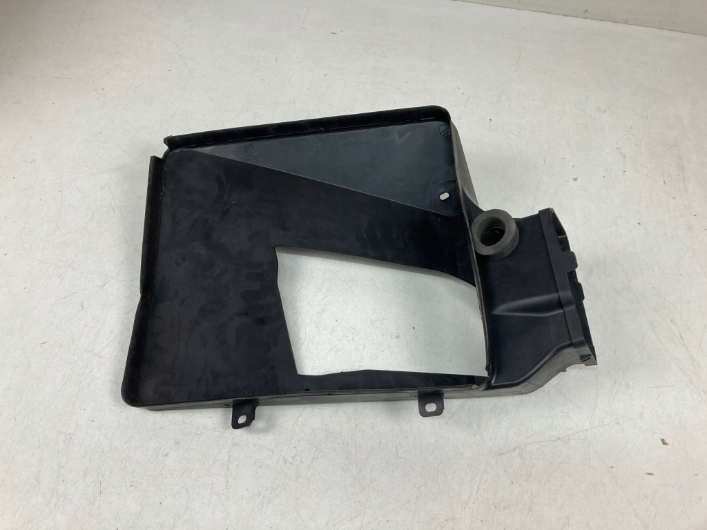 Впуск воздуховод воздуха левая tesla s 1011519-00-d Киев