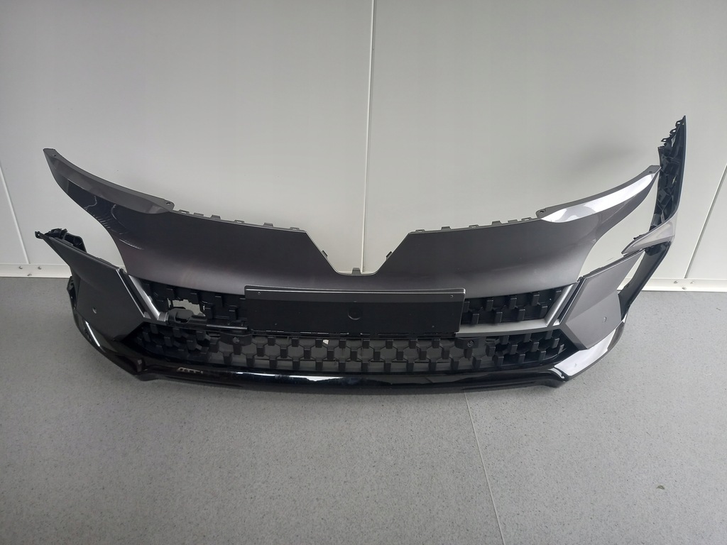 фото №1, Бампер передній renault megane e-tech electric 22- 620265718r