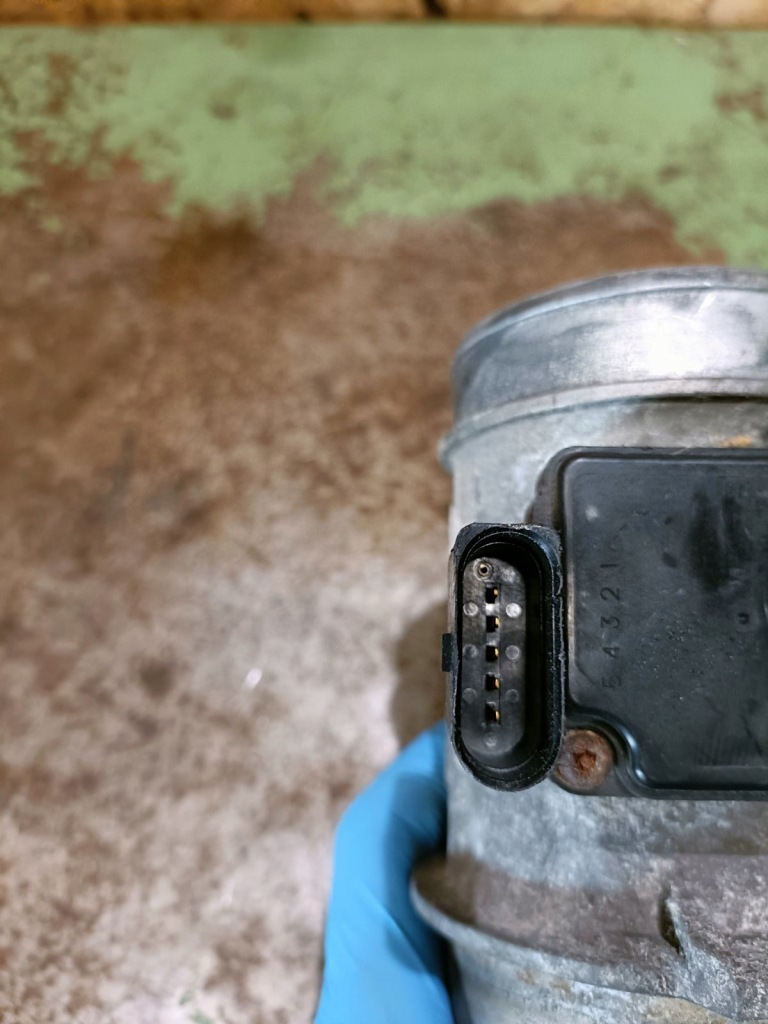 Расходомер 059906461d a4 b5 a6 c5 2.5 tdi Оригинал