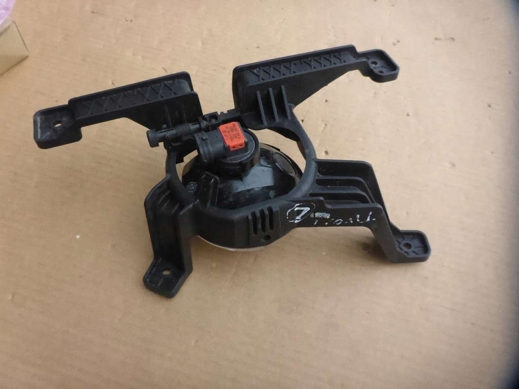 фото №7, Ssangyong tivoli lift 19- противотуманная фара левый 83201-35800 оригинал