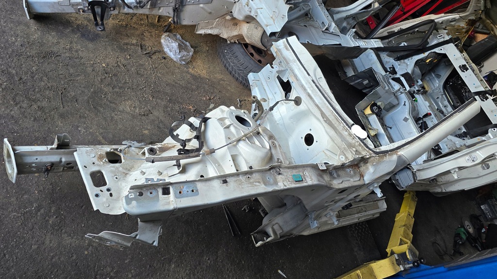 фото №4, Чверть перед ліва права maserati ghibli