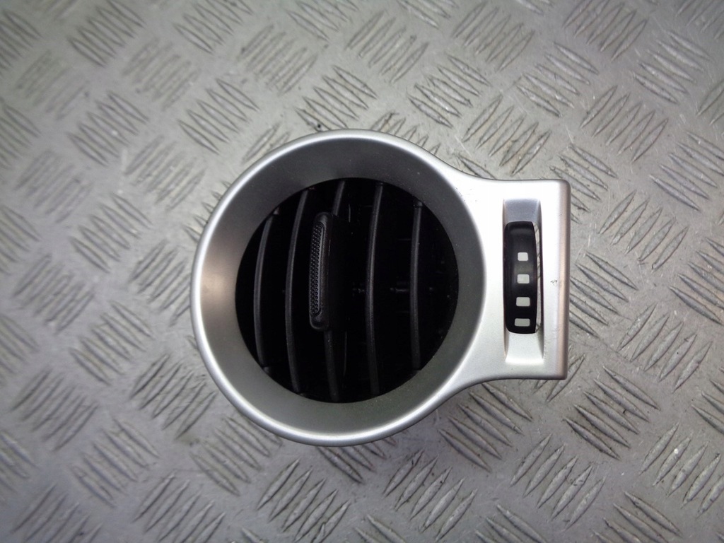 фото №1, Решітка обдув ліва renault koleos 68751-jy00a