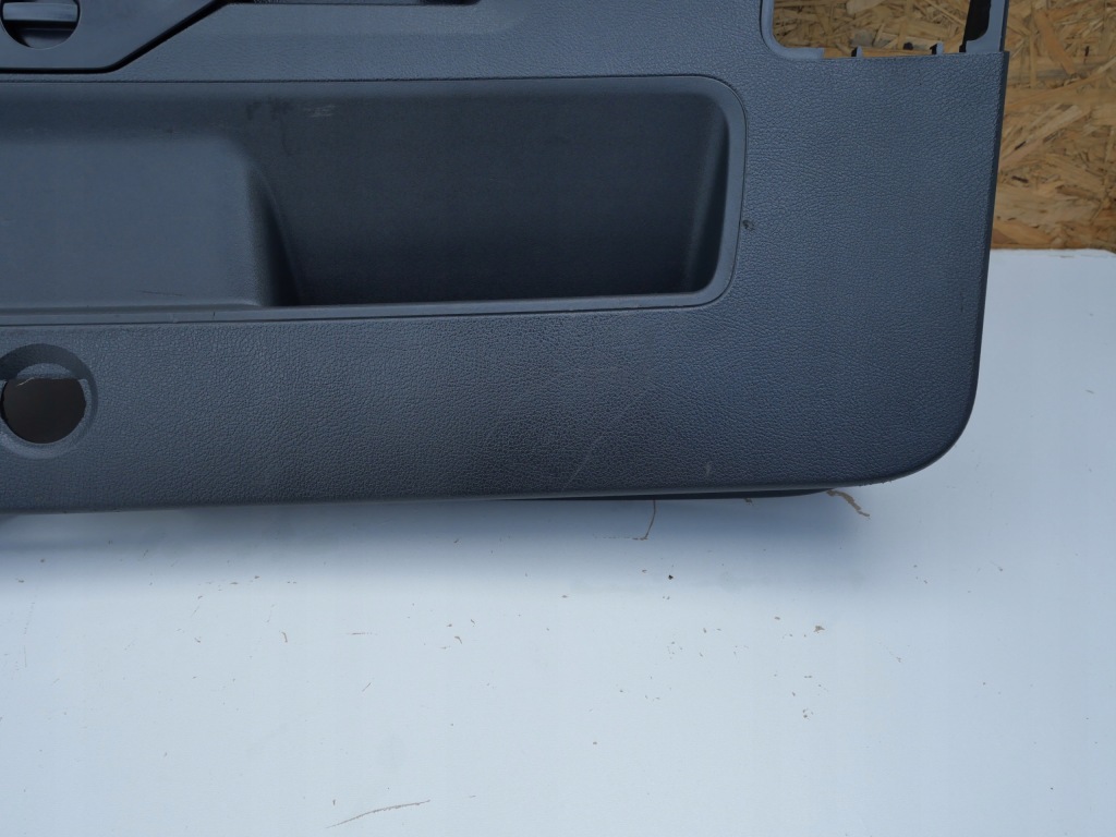 фото №8, Vw touran защита крышки багажника 1t0867601