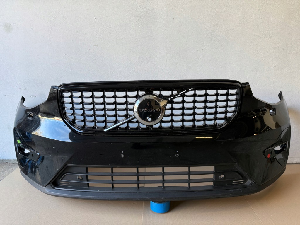 Купить Volvo c40 xc40 бампер перед передний lift r-design ultimate dark