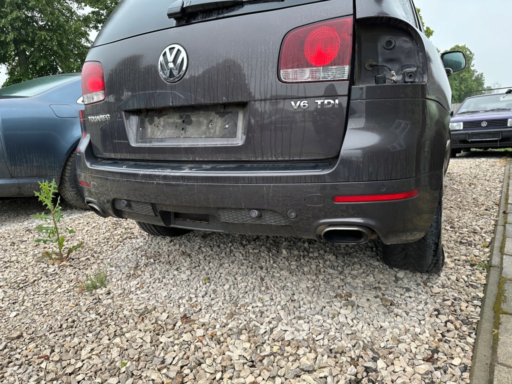 Бампер передок  задний пороги vw touareg 7l рестайлинг  r-line Киев