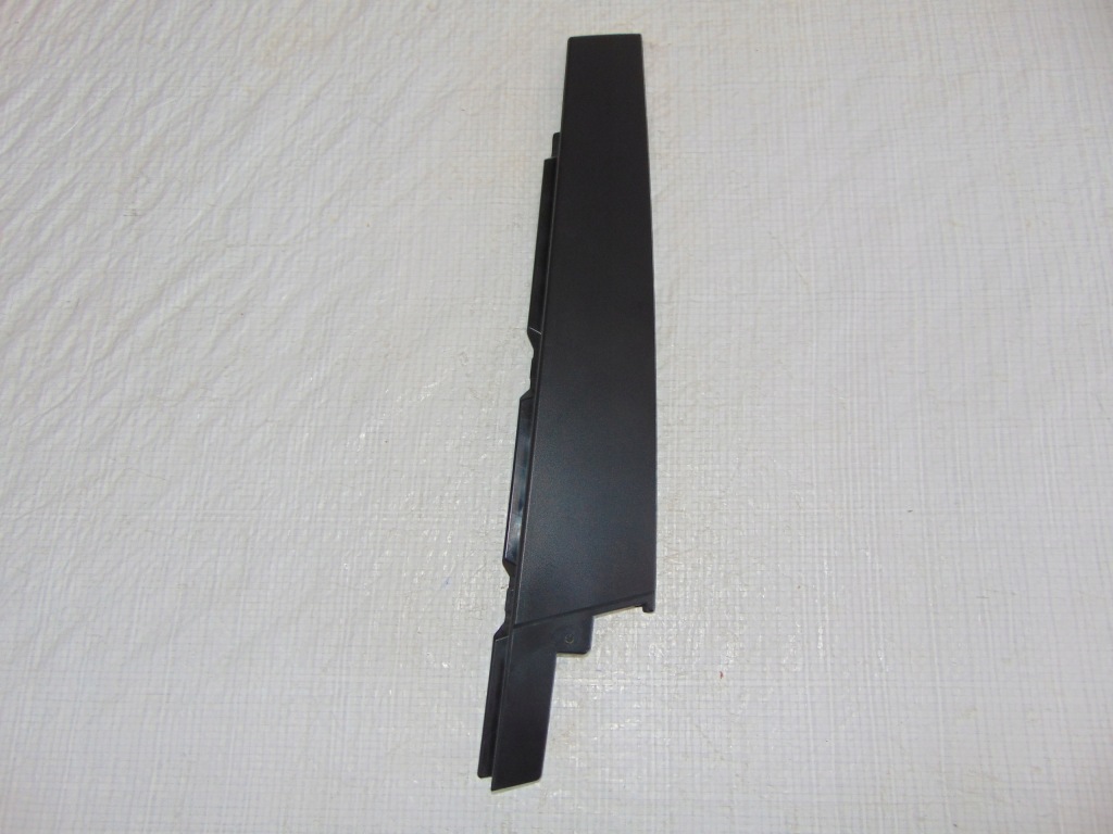 фото №1, Vw passat b8 молдинг дверь левая матовая 3g0837901l