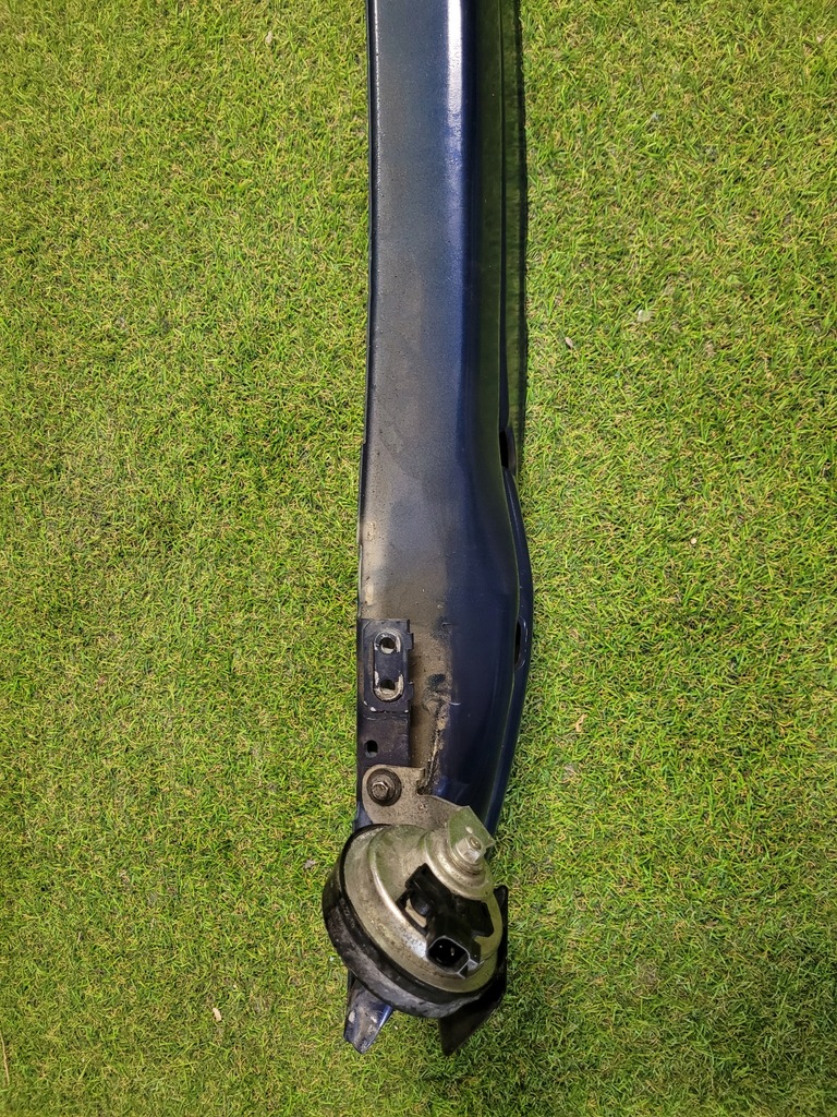 фото №7, Volvo v40 2012- балка бампера підсилювач