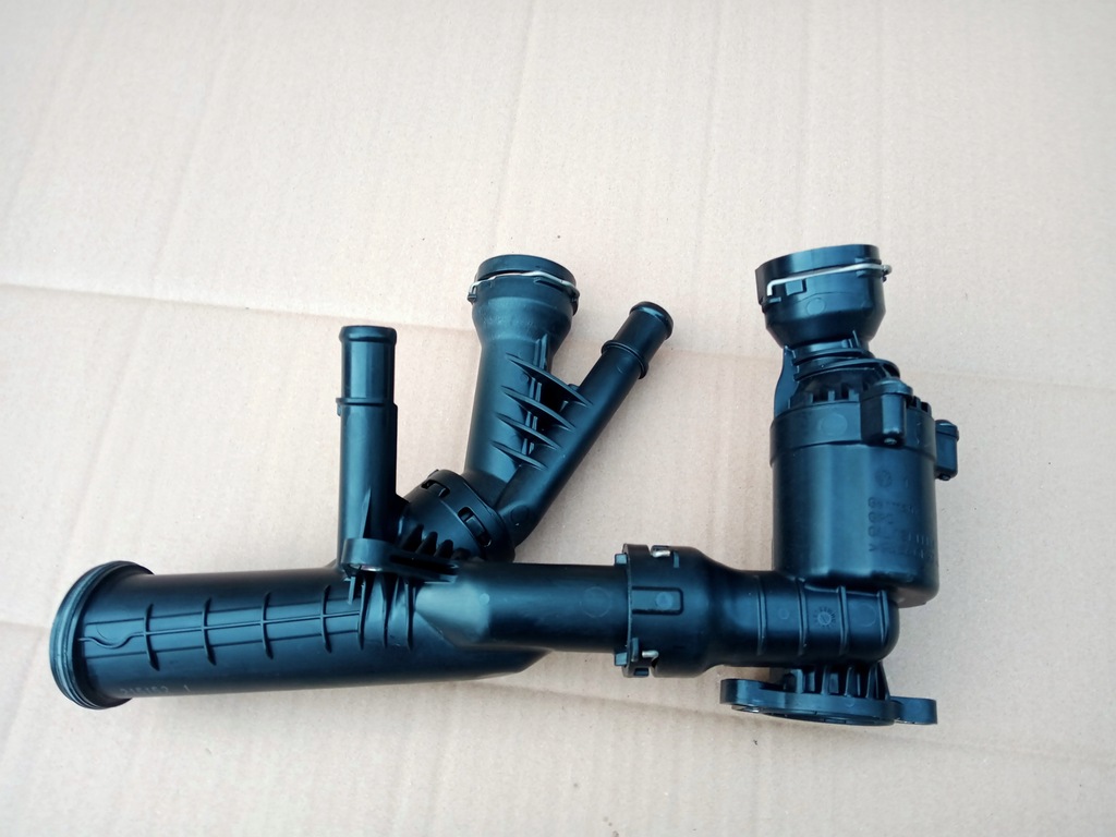 фото №1, Vw, audi 2.0 tdi корпус термостата