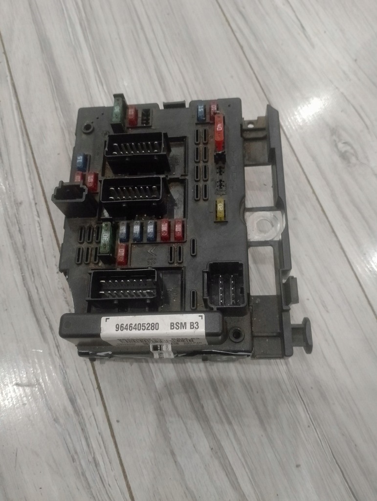 фото №1, Коробка предохранителей bsm b3 peugeot 307 9646405280