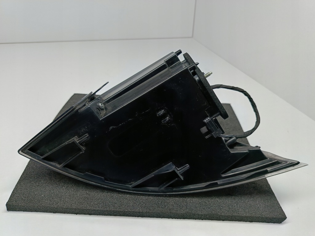 Peugeot 508 2 18- фара левое  задняя левая задняя адаптивный led европа  9813508680 Цена