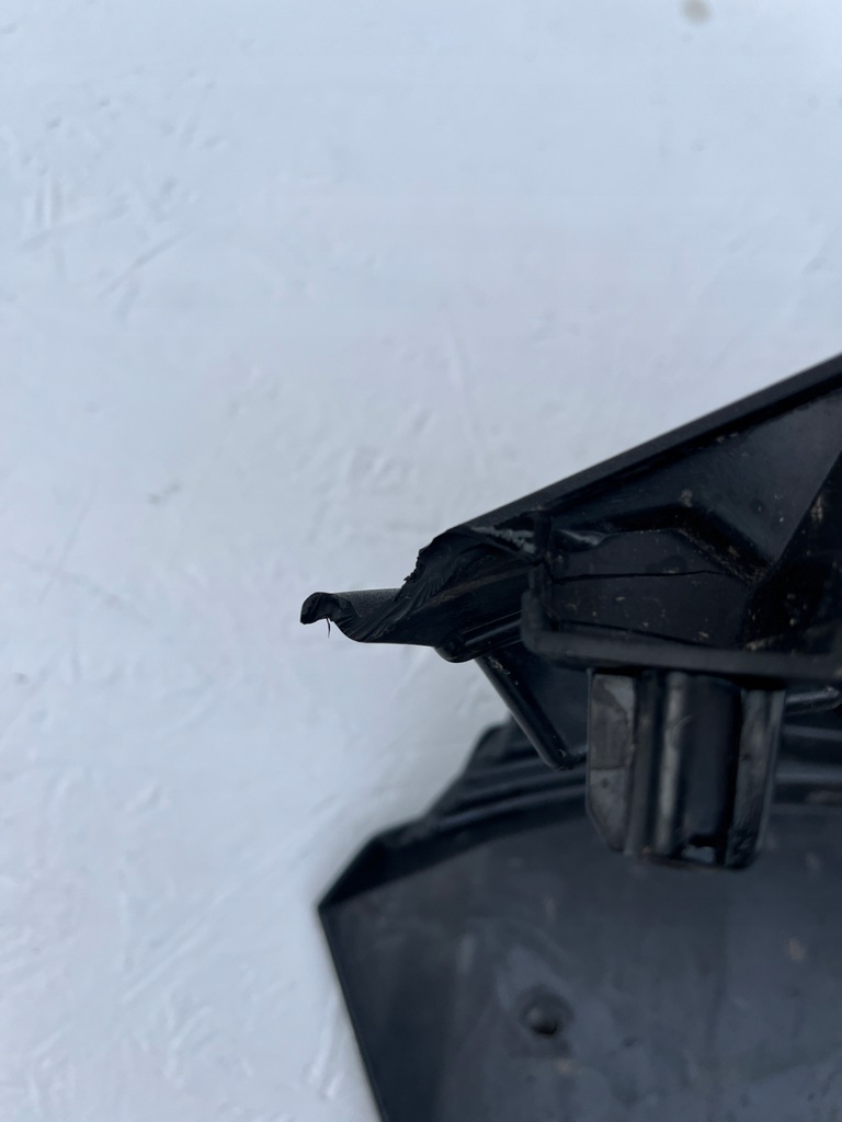 фото №12, Dacia sandero stepway iii 20 - решітка радіатора бампер перед 623109870r