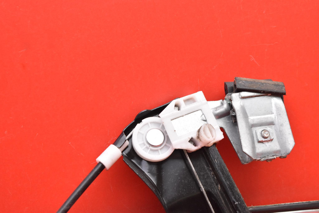 фото №9, Подъемник стекло правый перед eu 6q1959802 skoda fabia 1 i 5d hb 99-04