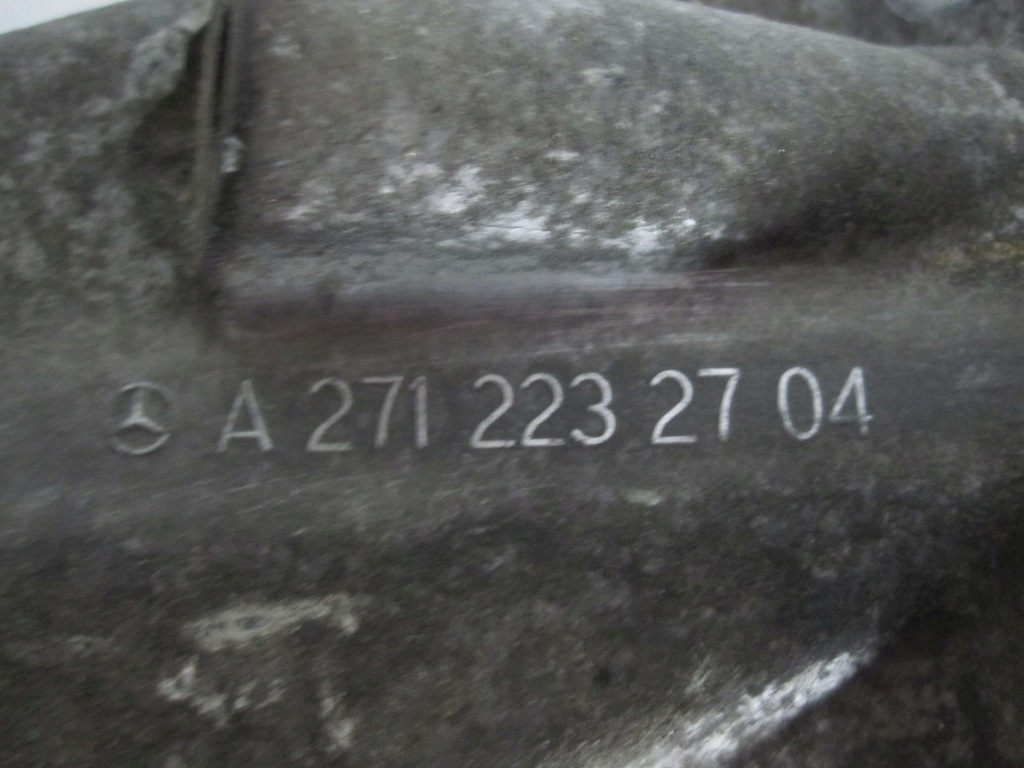 фото №7, Mercedes c 1.8 cgi 10r 156km a2712232704 кронштейн двигуна