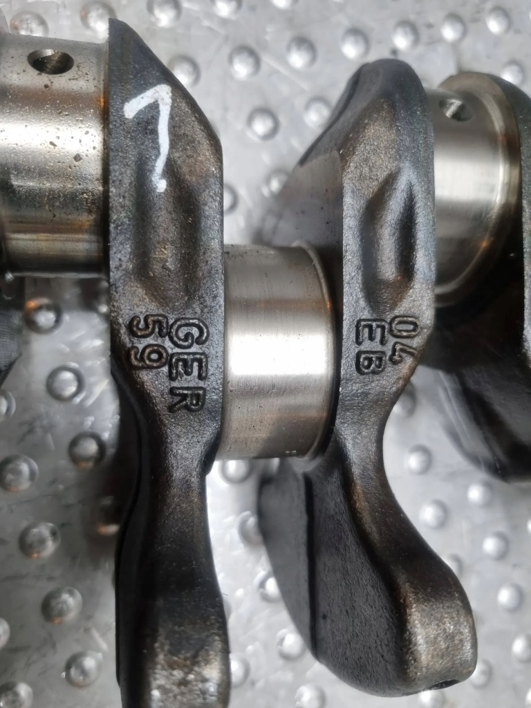 Wał колінчастий 04em 04eb octavia 3 vw golf seat leon 1.4 tsi chp cmb czc cpw Київ