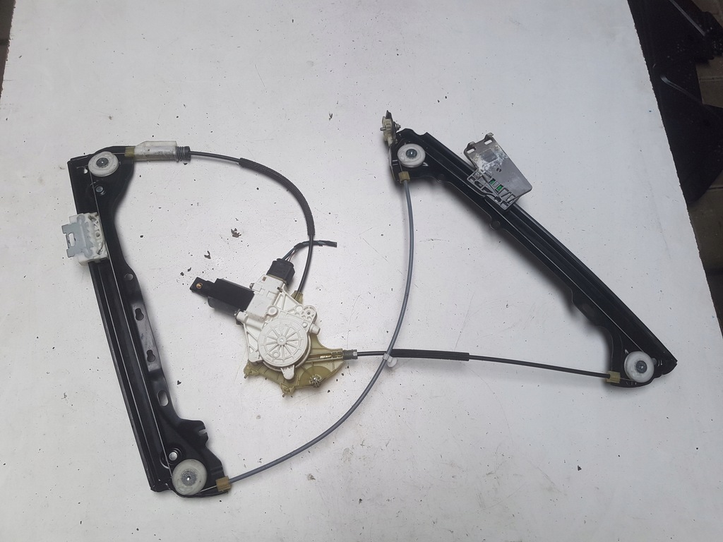 фото №1, Bmw 3 e92 e93 подъемник стекло правый перед