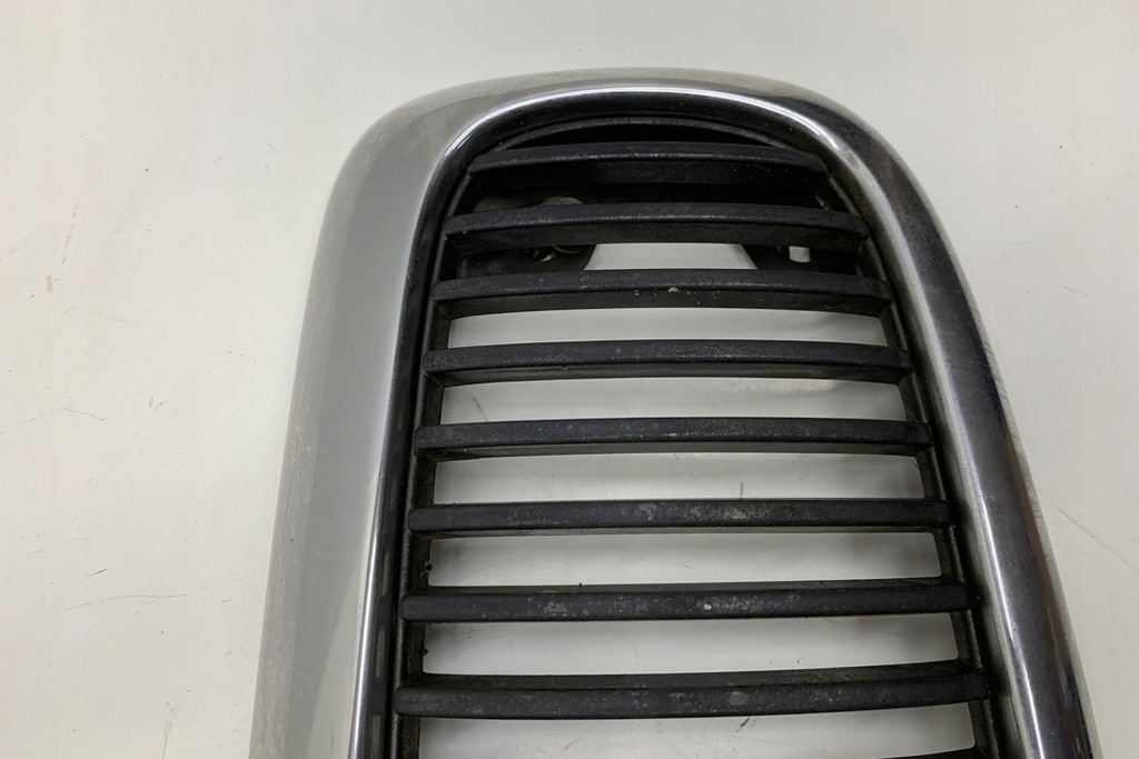 фото №10, Решётка радиатора jaguar xj x308 hnc5504 3.2l бензиновый 174kw 1996