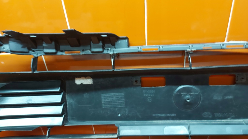 фото №15, Решітка бампера середня перед передня toyota corolla e21 sedan 19-