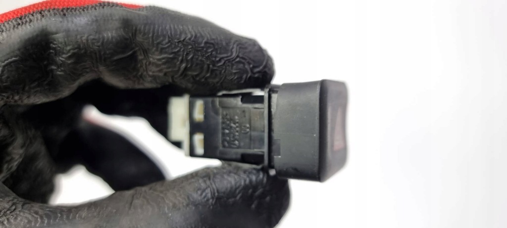 фото №2, Кнопка аварийных citroen berlingo iii