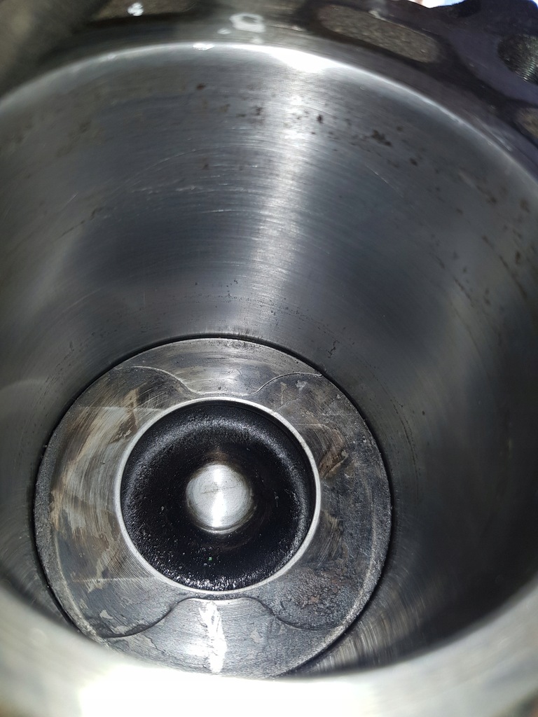 фото №16, Range rover sport vogue 3.6 tdv8 368dt блок dół двигуна поршні wał