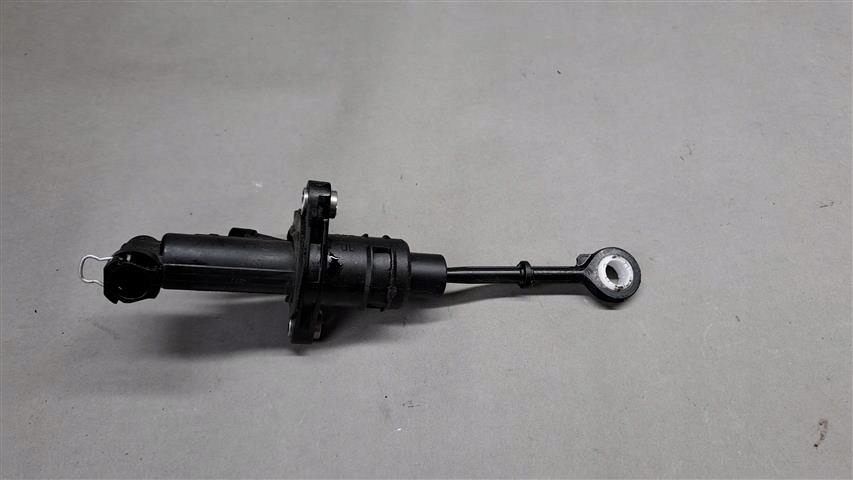 фото №5, Цилиндр сцепления помпа skoda fabia iii 6r0721388d