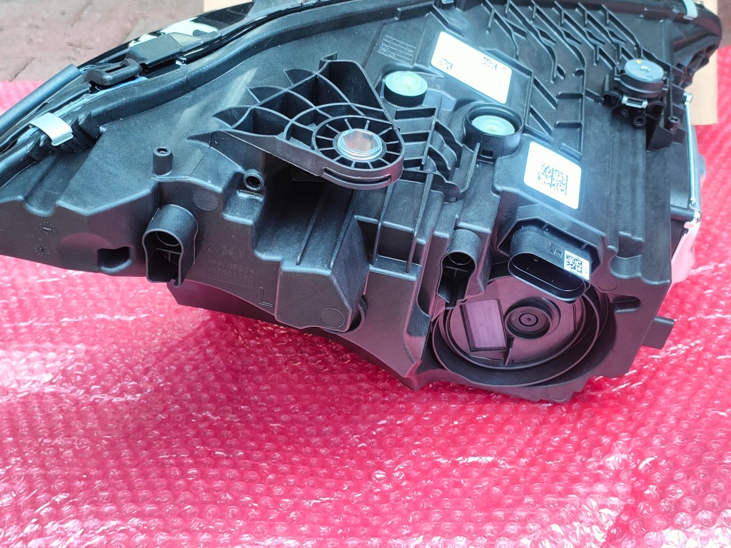 Лампи права ліва mercedes cle купе w236 c236 a2369065400 a2369065300 Доставка