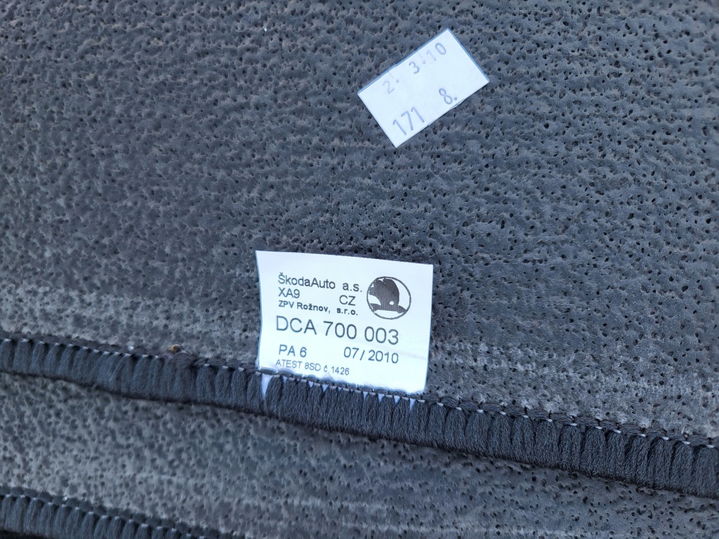 фото №10, Коврики велюровые комплект 4 szt. skoda fabia ii 2 5j оригинал