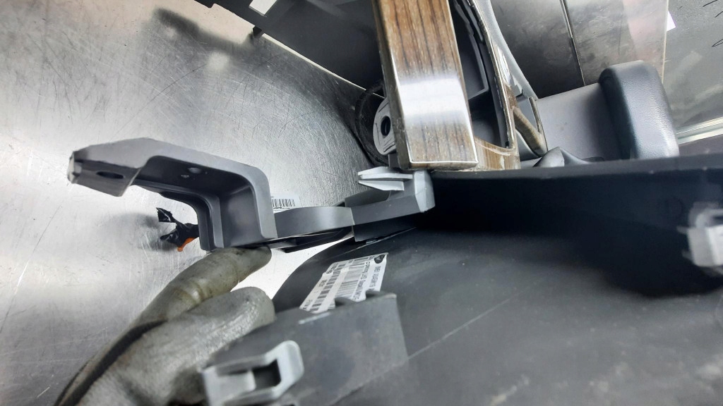 фото №14, Підлокітник тунель середній ford focus mk2 lift 1.6b 09r