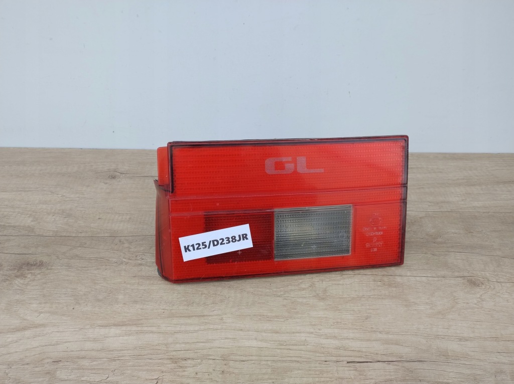 фото №1, Seat toledo gl правая лампа w крышка задняя + вкладыш