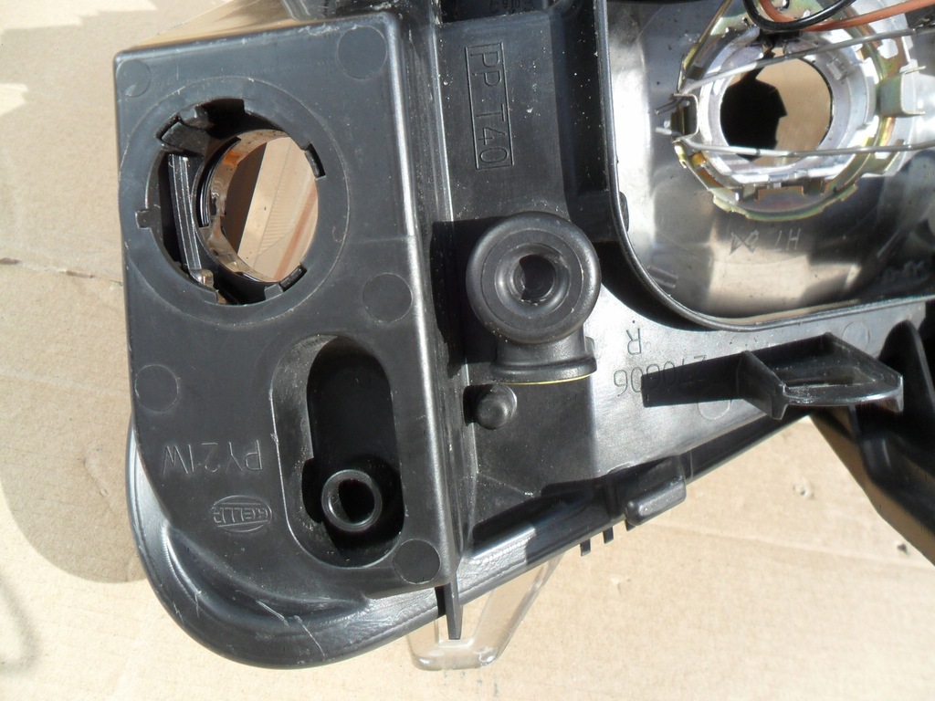 фото №14, Ford c-max mk1 лампа правая передняя 1ee270600-02