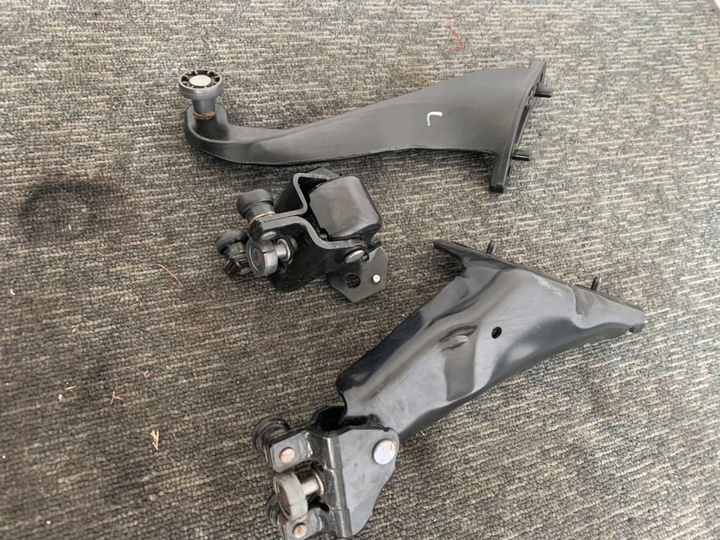 фото №3, Peugeot partner ii 2 lift iii ролик ролики двері розсувних лівий задня задні