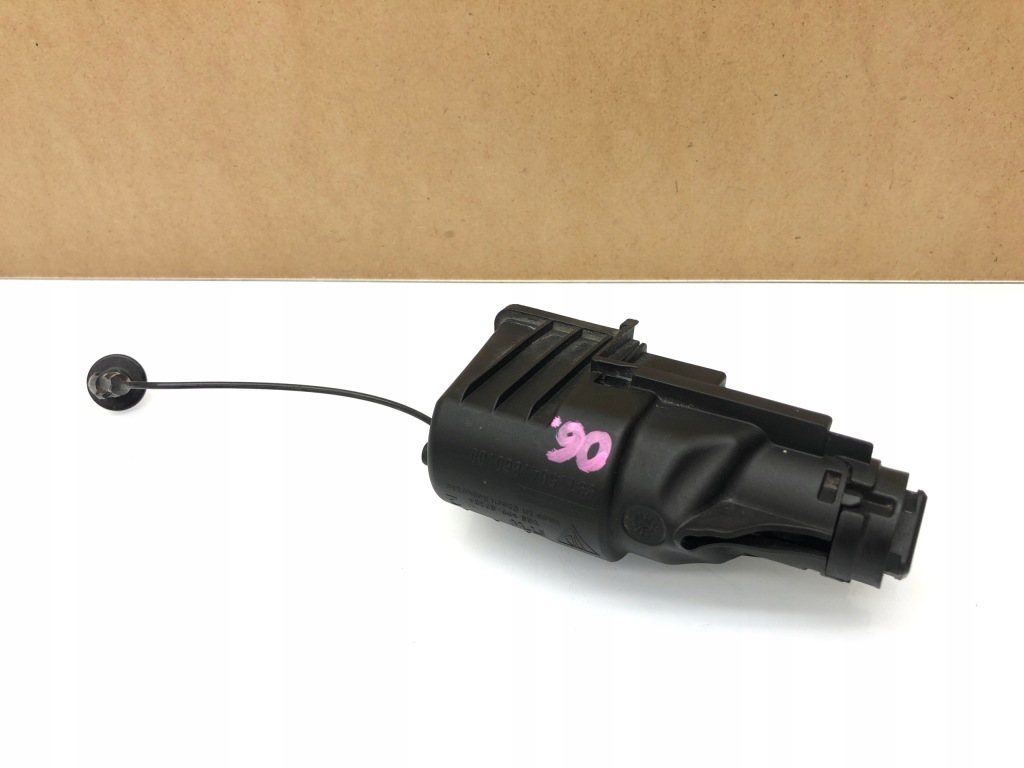 фото №1, Prosche 911 991 привод крышка заливной топлива