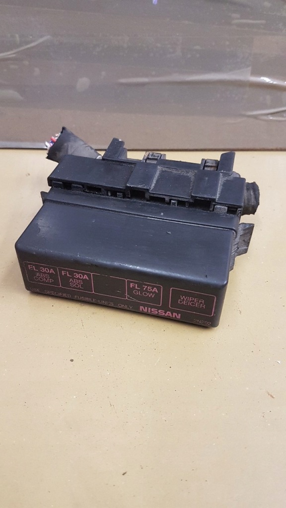 фото №1, Коробка предохранителей almera n15 lift 1.4 16v