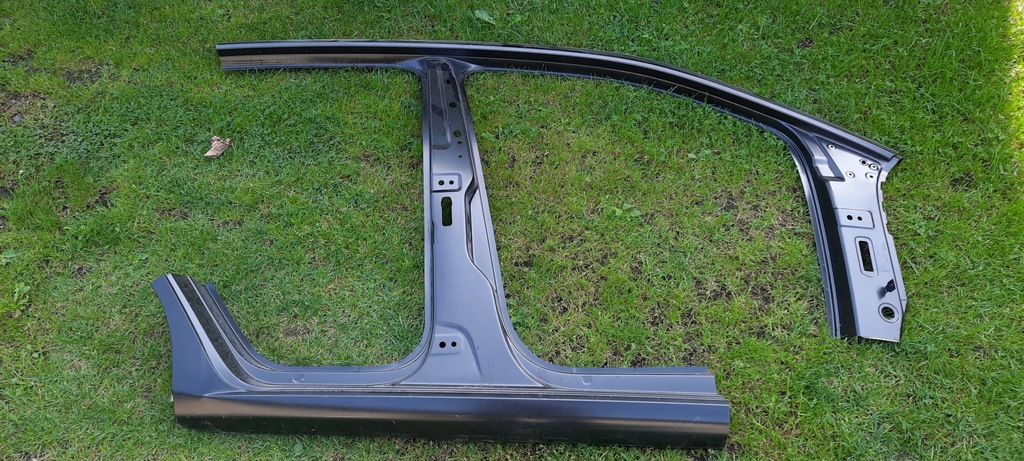 фото №1, Порог обшивка правое задние 5dr vw up mii citigo