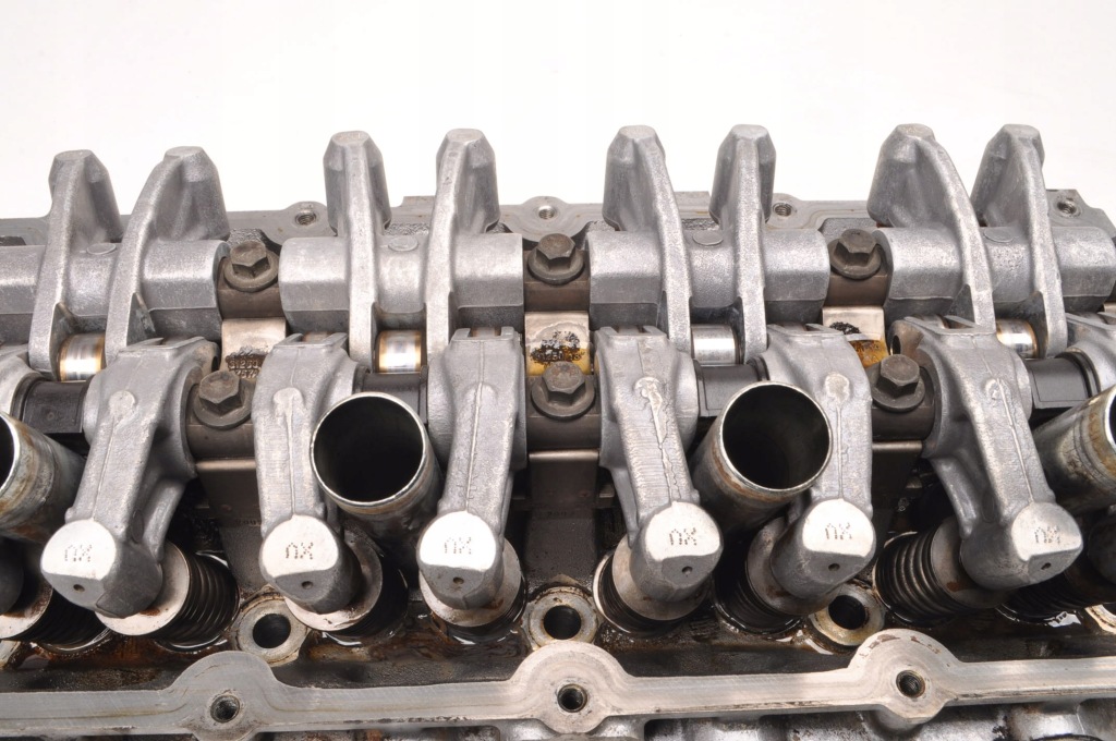 Mini r50 r53 1.6 16v 66kw 90km головка 04777751abc Оригинал