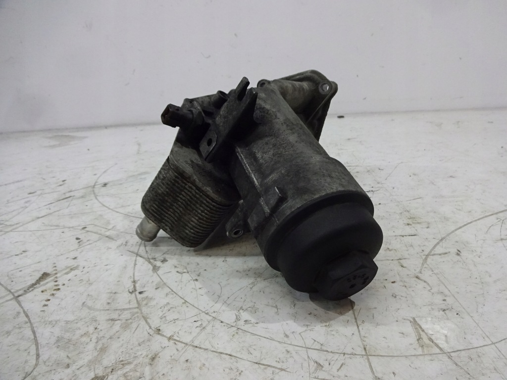 фото №4, Корпус фильтра 6740373 масла 2,0 bmw 3 e91 e90