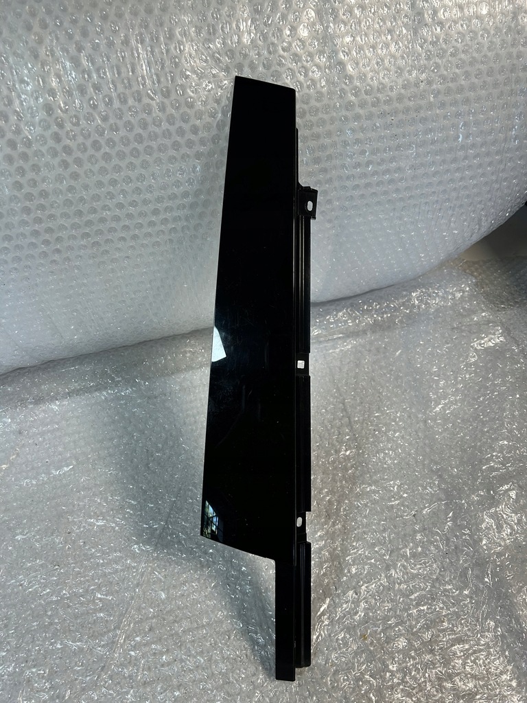 фото №1, Volvo xc40 молдинг дверь стойка правая перед 31448392