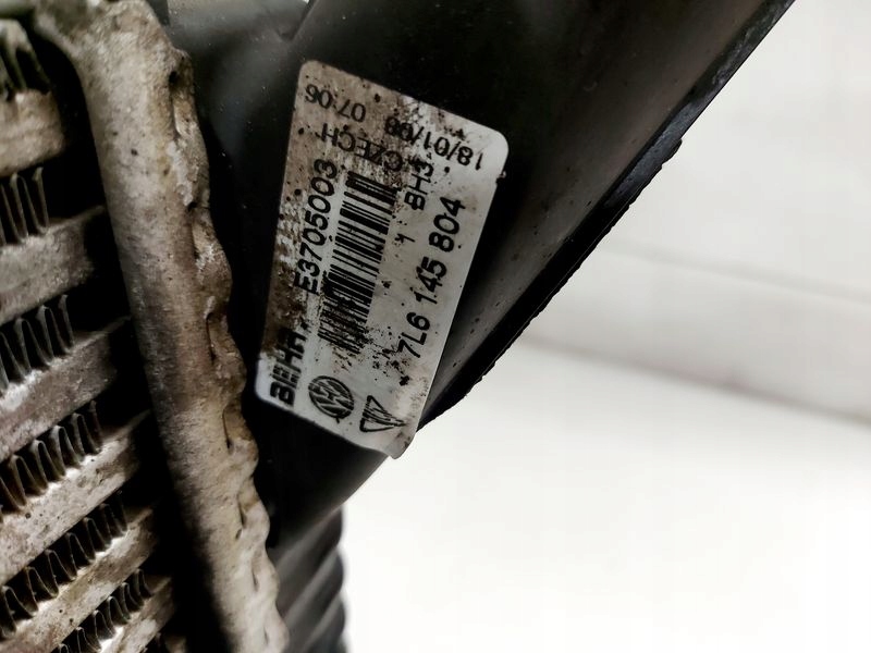 Audi q7 1 1 4l 3.0 tdi радиатор воздуха интеркулер правый 7l6145804 с Разборки