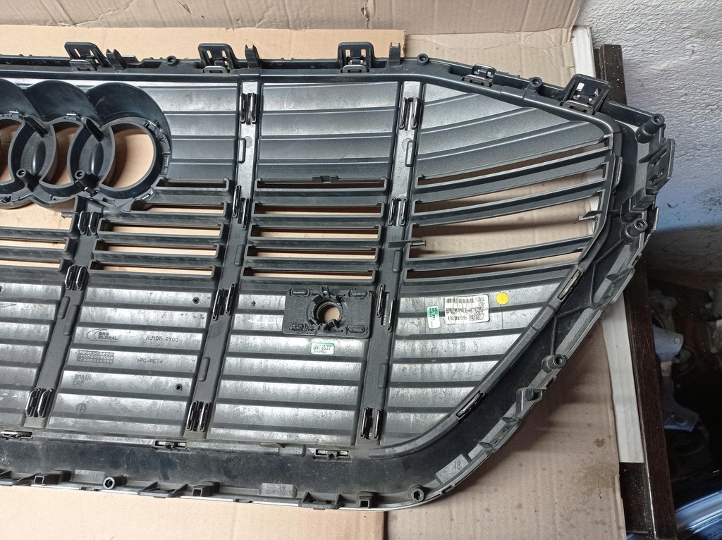 фото №13, Решітка радіатора решітка радіатора audi e-tron 4ke853651