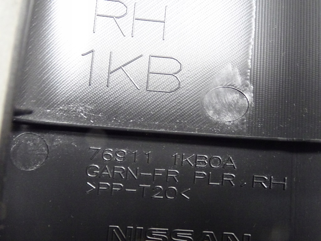 фото №7, Nissan juke lift f15 накладка обшивка защита стойка правая 769111kb0a