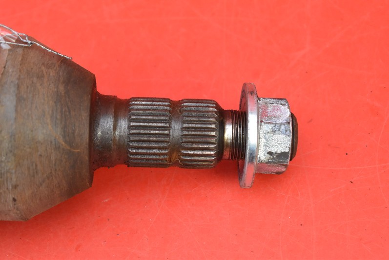 Приводной вал правая перед механическая коробка передач opel vectra c 1.6 16v 100 km рестайлинг  05-09 в Украине