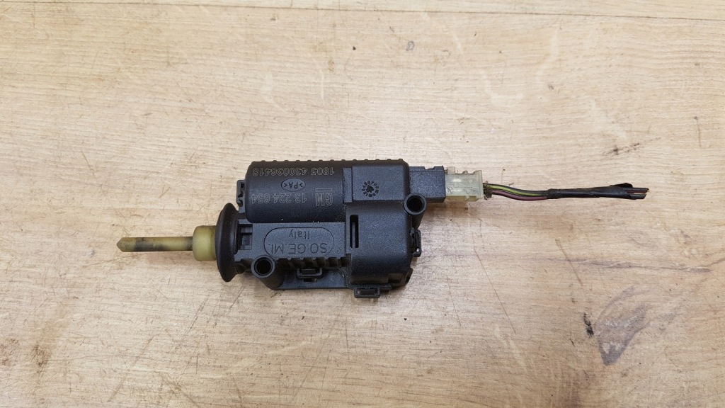 фото №1, Привід кришка заливної пального opel combo c lift