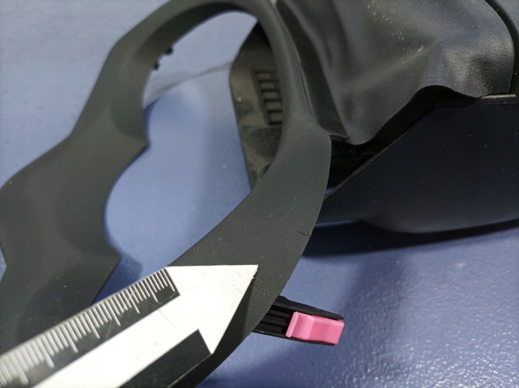 фото №7, Toyota rav4 iii lift 10-13 захист козирок рамка спідометра колонки 45288-42101