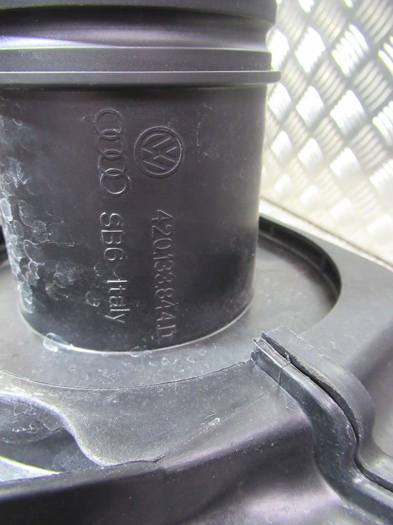 фото №11, Audi r8 5.2fsi корпус фильтра воздуха 420133837