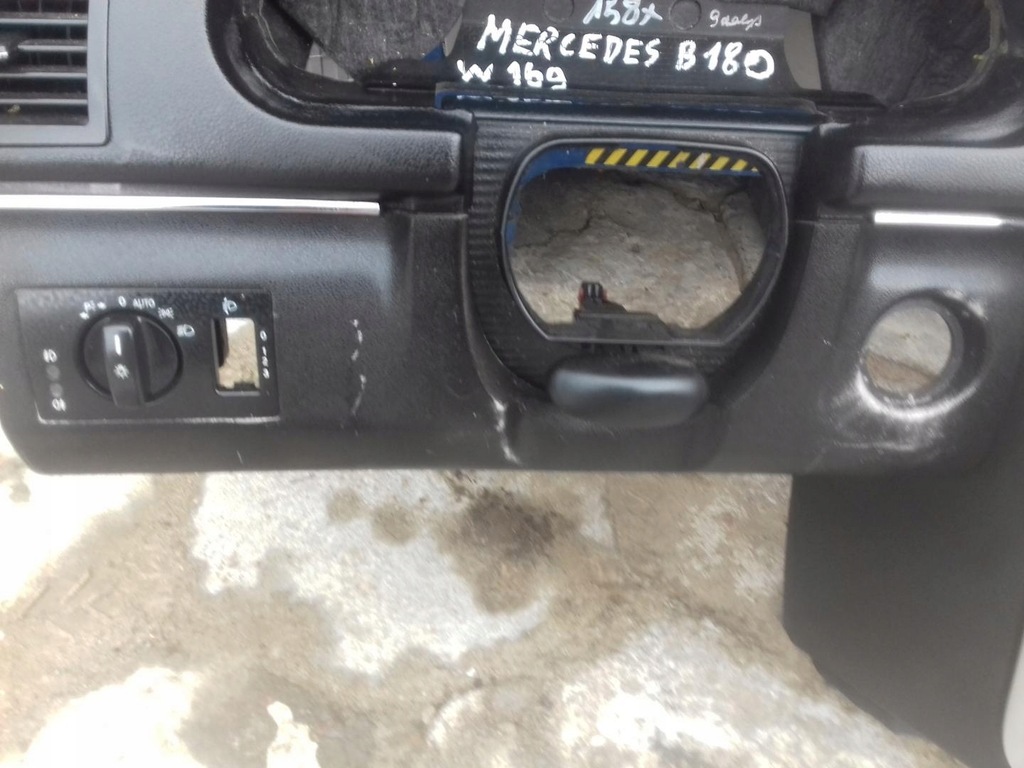 фото №6, Консоль приборная панель mercedes w169