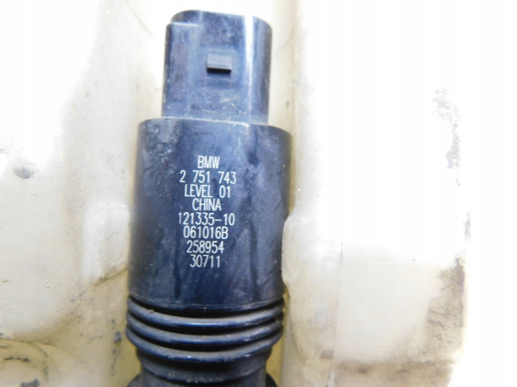 фото №4, Бак омывателя 7157124 - mini clubman r55 cooper r56 r57 r58 r59