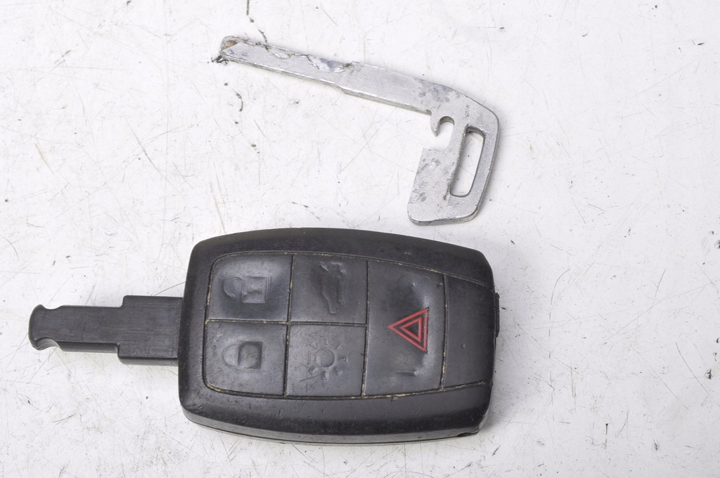 фото №5, Volvo s40 ii v50 коробка модуль bsi ключ