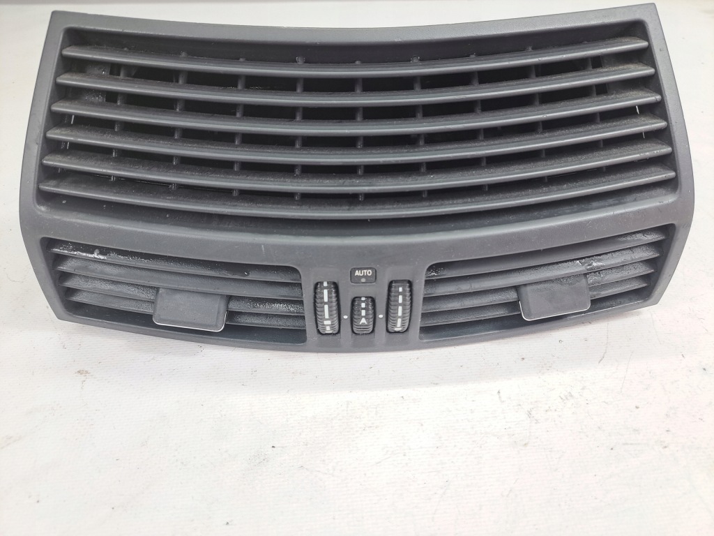 фото №1, Ґрати обдув середина mercedes s w220 2208300554