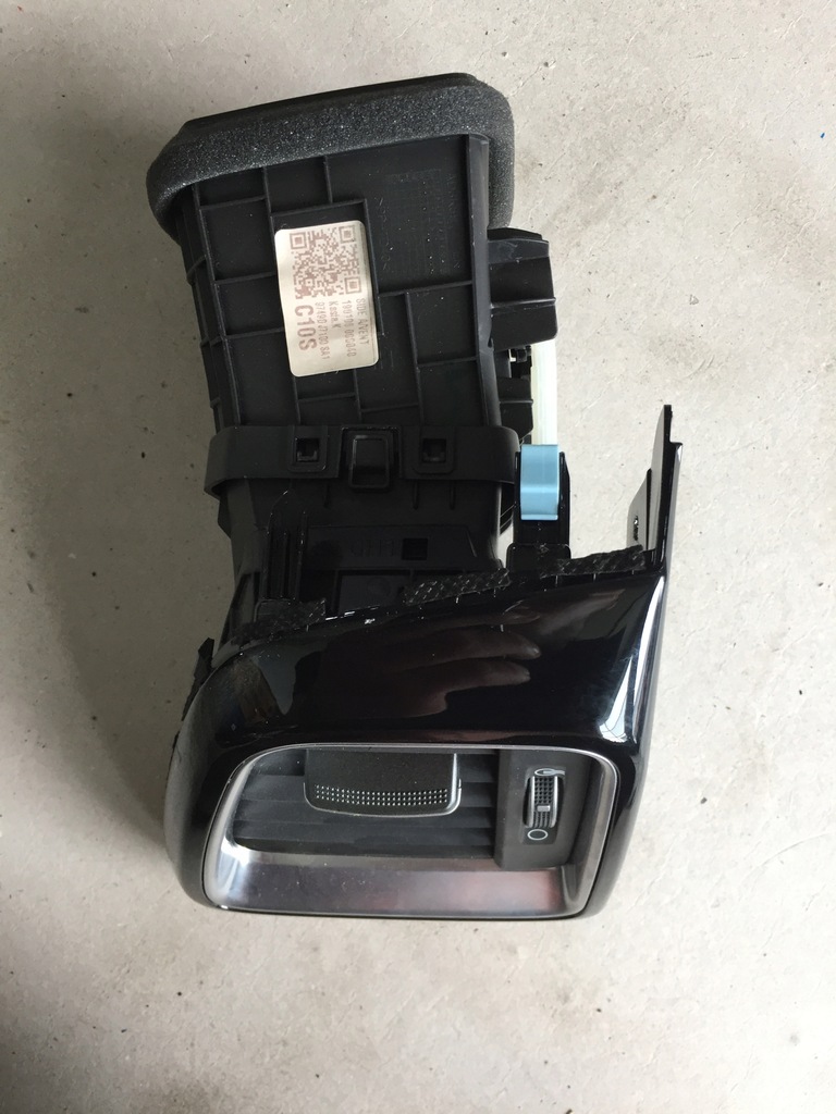 фото №5, Kia ceed iii 18- решётка воздуховод правая europa