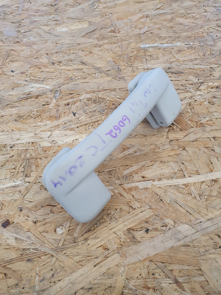 фото №2, Town & country 2015 ручка / кронштейн левый задняя