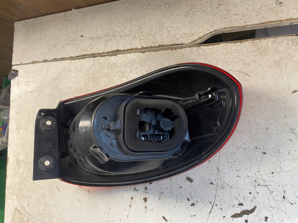 фото №11, Vw tiguan i лампа левый задняя 5n0945095h